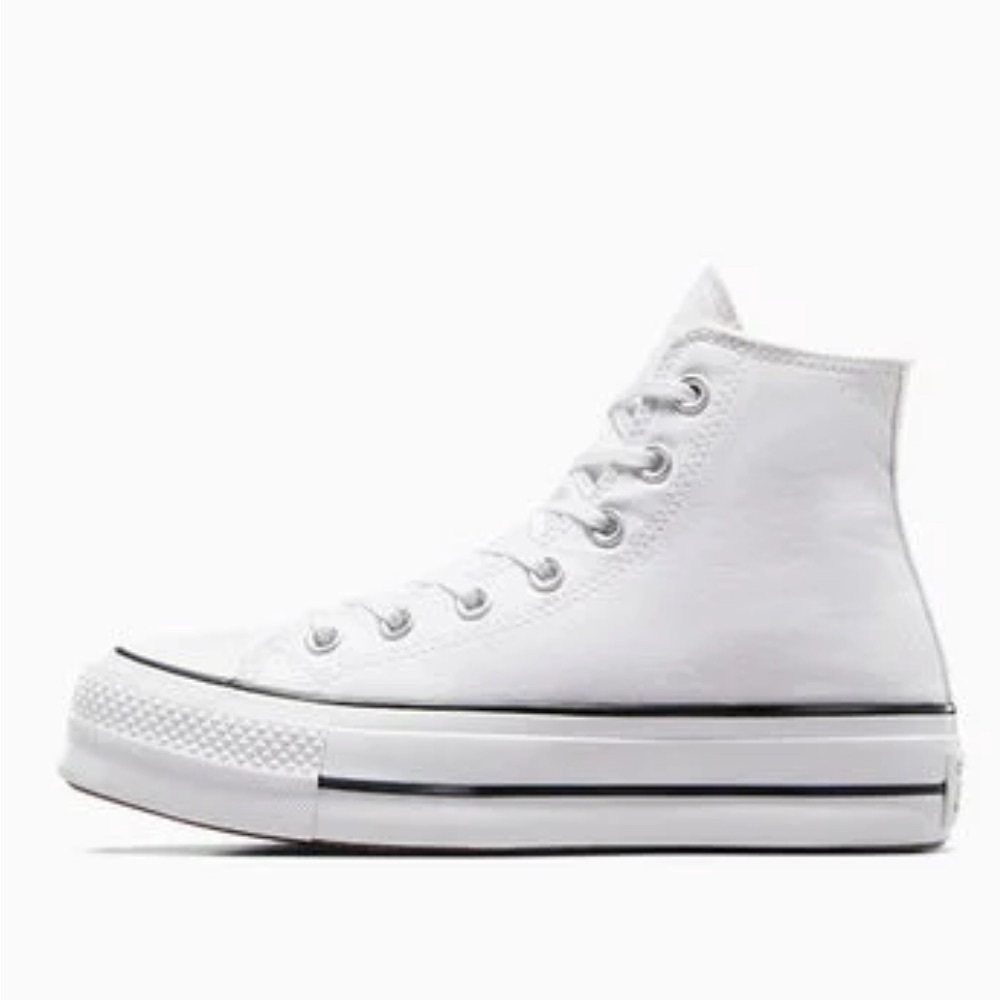 Converse - Chuck Taylor All Star Lift Platform
Canvas - Picture 6 of 17